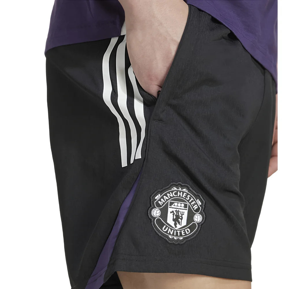 2025-2026 Man Utd Downtime Shorts (Black)_1