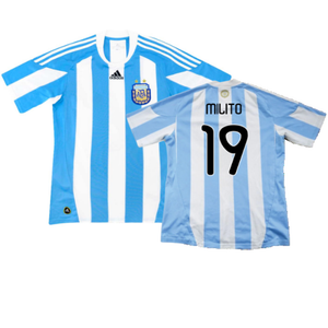 Argentina 2010-11 Home (L) (Excellent) (Milito 19)_0